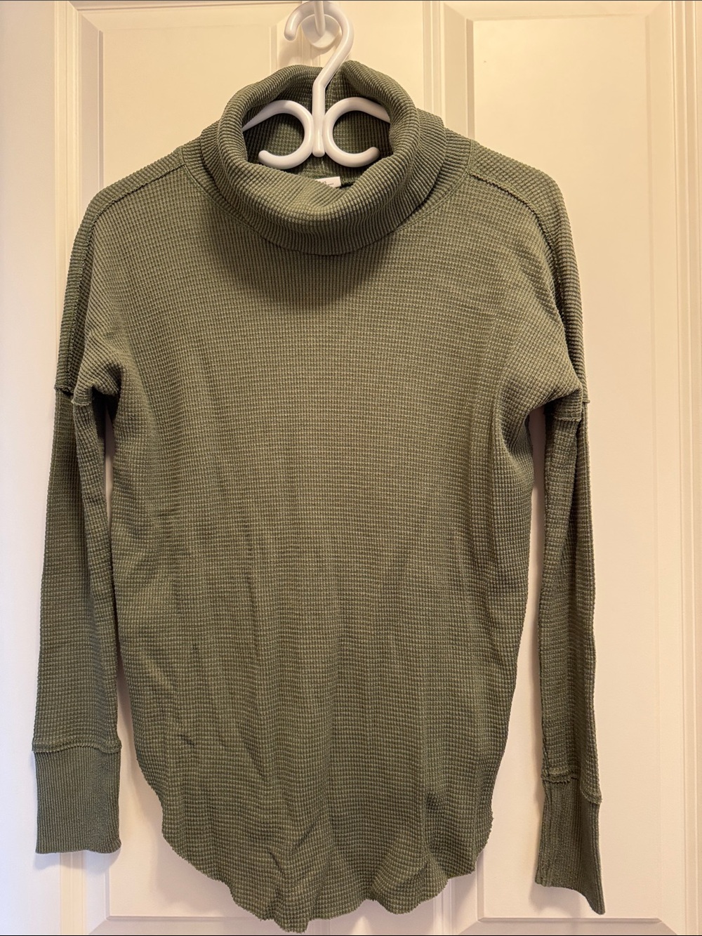 Aritzia TNA Waffle Long Sleeve